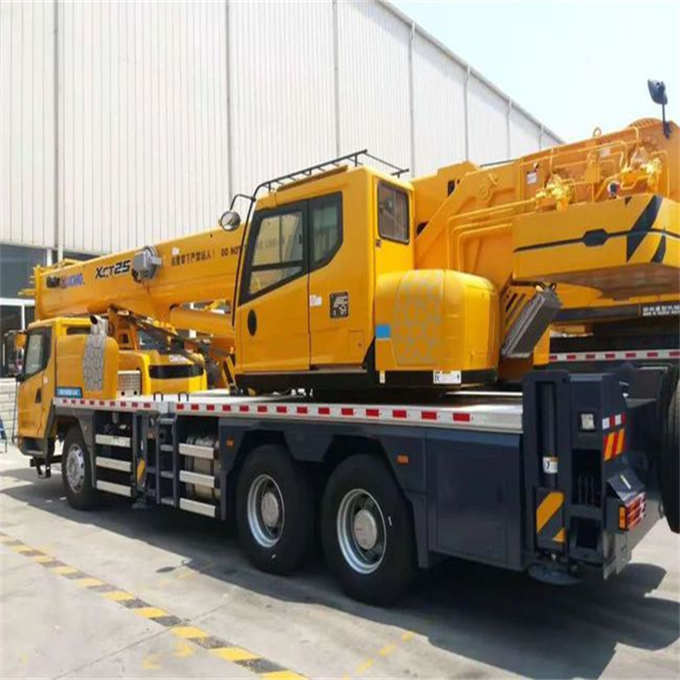 八公山90吨吊车出租